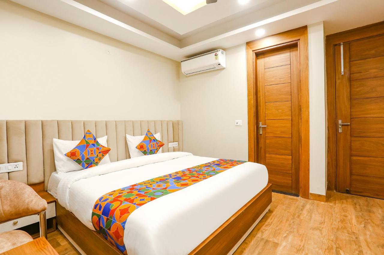 Fabhotel Raahi Retreat Gurgaon Exterior photo